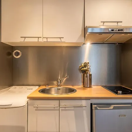 Dans Un Quartier Vivant Du Vieux-lille * Lille