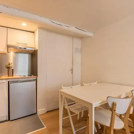 Appartement Dans Un Quartier Vivant Du Vieux-lille *